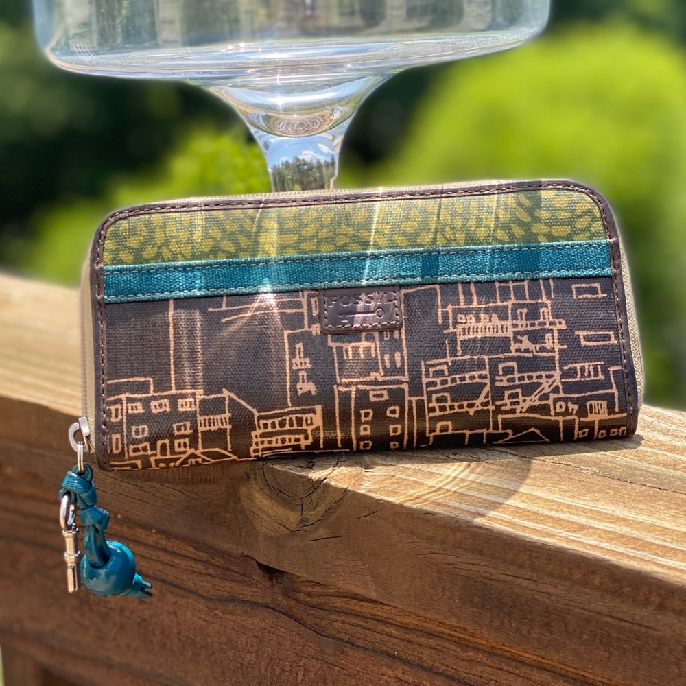 Fossil Printed Wallet